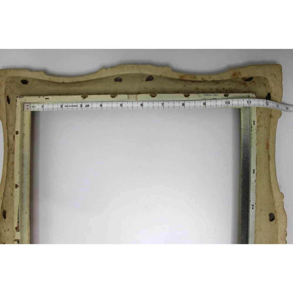 Vintage Ornate Rococo Style Composite Picture Frame Distressed Gold Finish 17x15